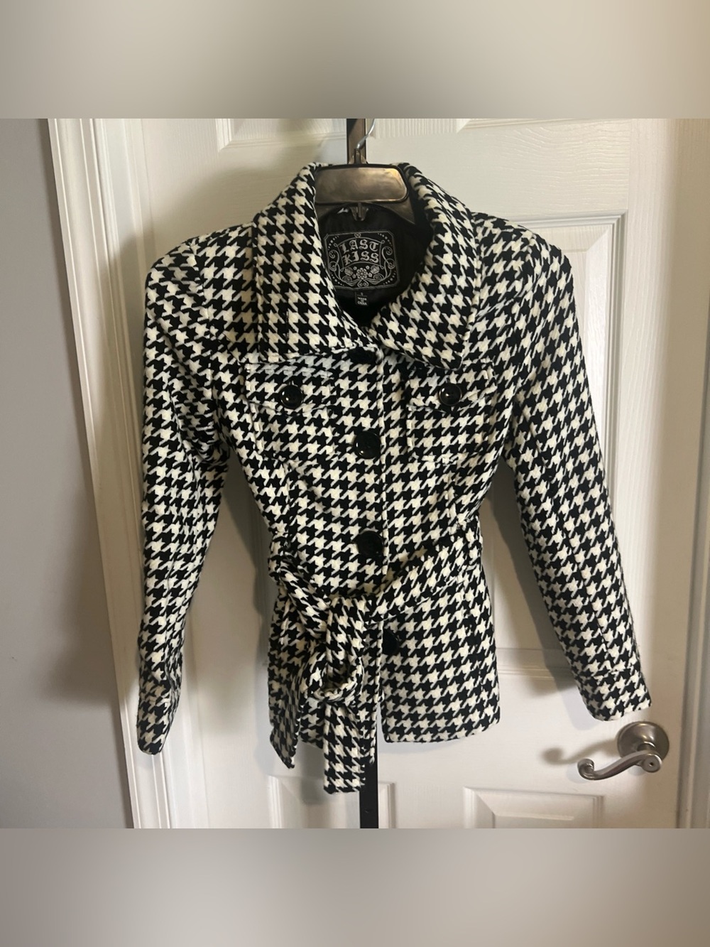 Last Kiss Women Small Peacoat Black White Houndstooth Belted Button Front Jacket